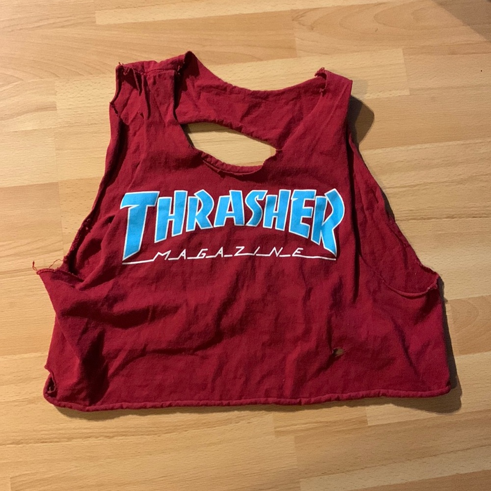 Cut vintage retro crop
